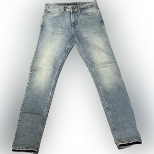 Calvin Klein men jeans. Blue denim size 32 us skinny fit. 98% cotton 2% elastane